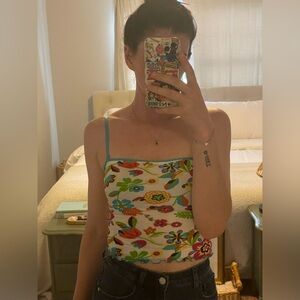 GUESS Y2K Tank Top 🍋 Lace Detail and removal straps 🩵 Size S